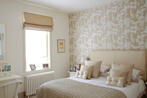 Современные обои для спальни помогают сочетать различные стили
