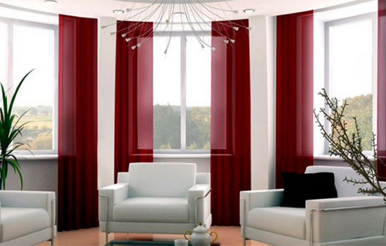 шторы красного цвета в интерьере гостиной