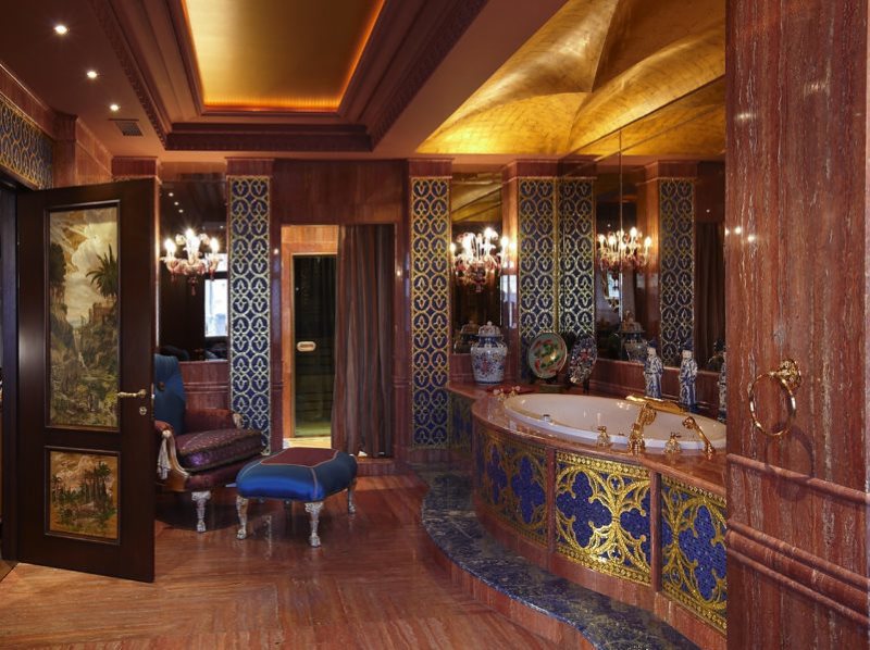 Интерьер ванной комнаты в арабском стиле