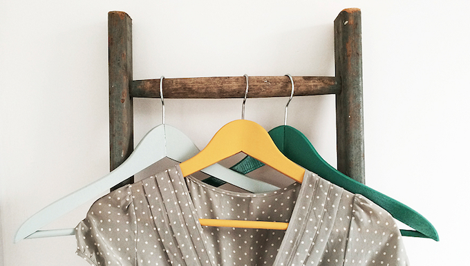 hanging clothes ladder