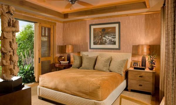 Оформление спальни в песочных тонах - практически беспроигрышный вариант. Такое цветовое решение поможет создать светлую и легкую обстановку в спальном помещении