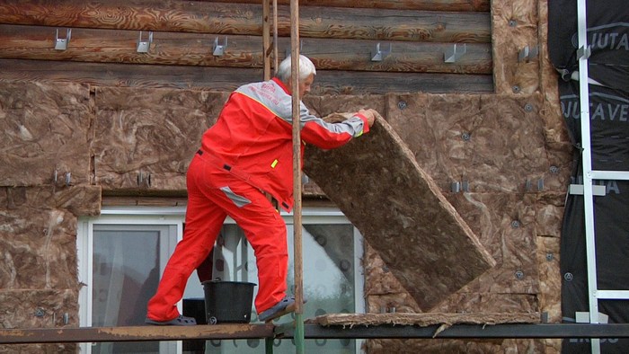В качестве утеплителя домов из оцилиндрованного бревна чаще всего используют минеральную вату недостатки оцилиндрованного бревна