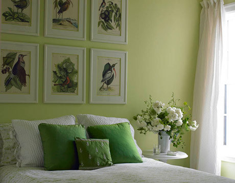 зелная спальня с красным Decor-for-a-Green-Bedroom-ideas