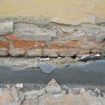Вся повреждённая поверхность подлежит снятию