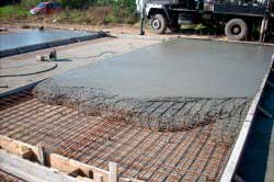 betonirovanie-monolitnogo-fundamenta-dlya-doma-svoimi-rukami