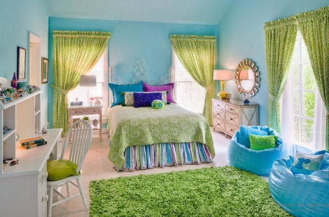 Голубой и зелёный спальня