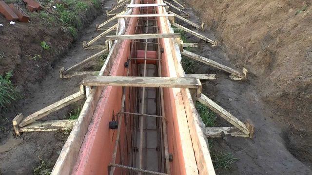 Иногда есть необходимость сразу установить слой утеплителя