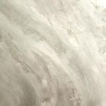 Серая штукатурка с неяркими разводами