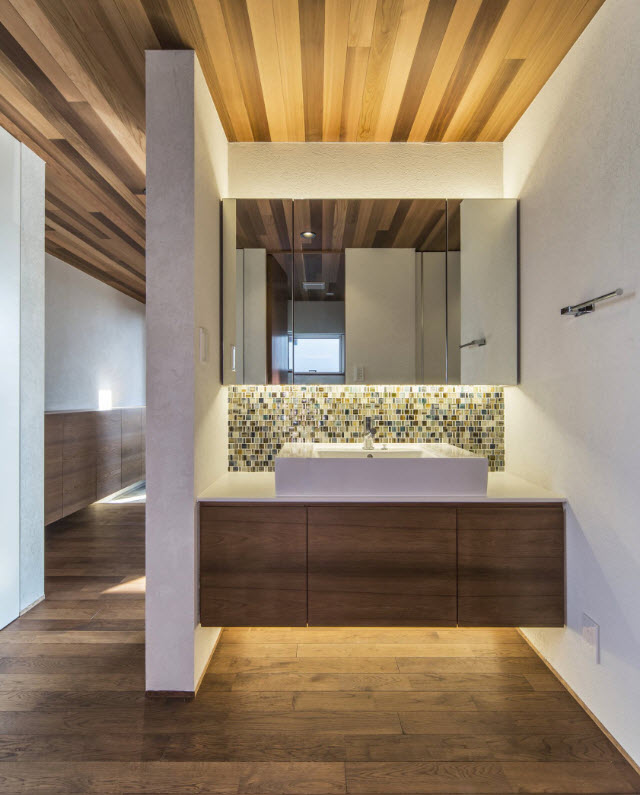 Интерьер ванной комнаты в японском стиле