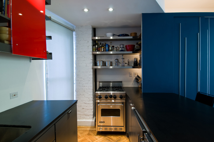 кухня 6 кв м синий цвет
