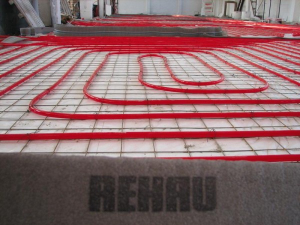 rehau-teplui-pol-sm.jpg rehau-teplui-pol.jpg